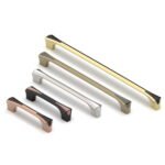 Italica - Cabinet Handle - 3 PLUS-96